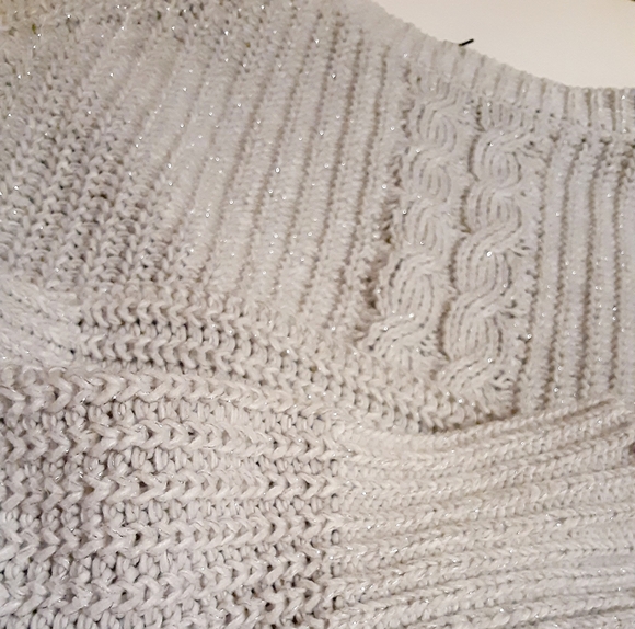 Abercrombie & Fitch Gray Sparkle Sweater Top - Picture 7 of 8